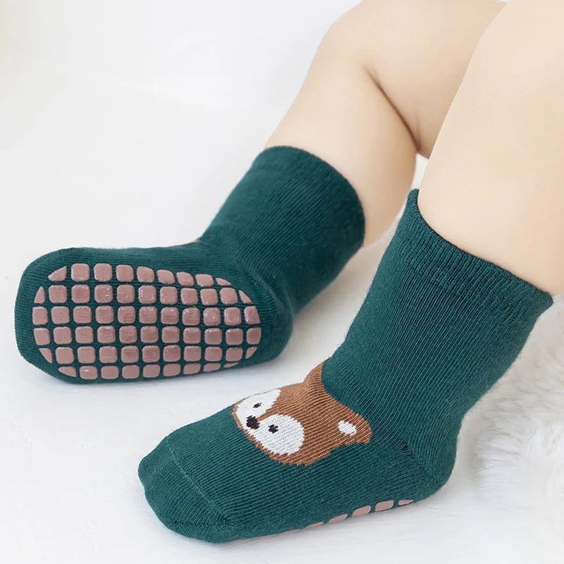 6 pairs  cartoon animal baby glue-on socks,kid's anti-slip trampoline socks, suitable for babies when they are learning to walk