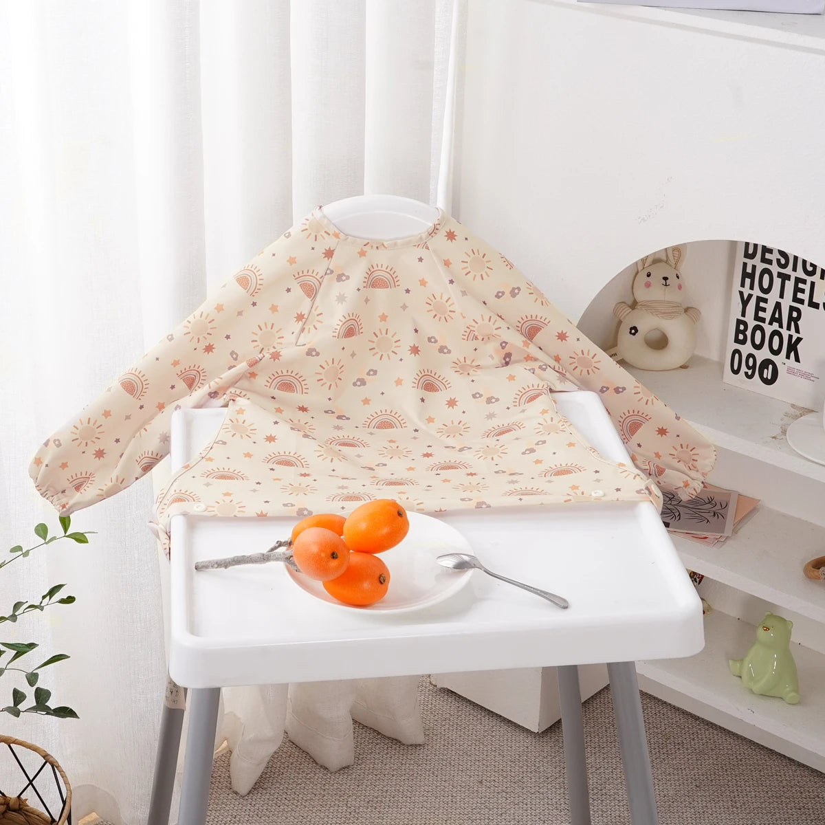 Elinfant Waterproof Baby Feeding Bibs, Cute Design Long Sleeve Mess-proof Apron Bibs
