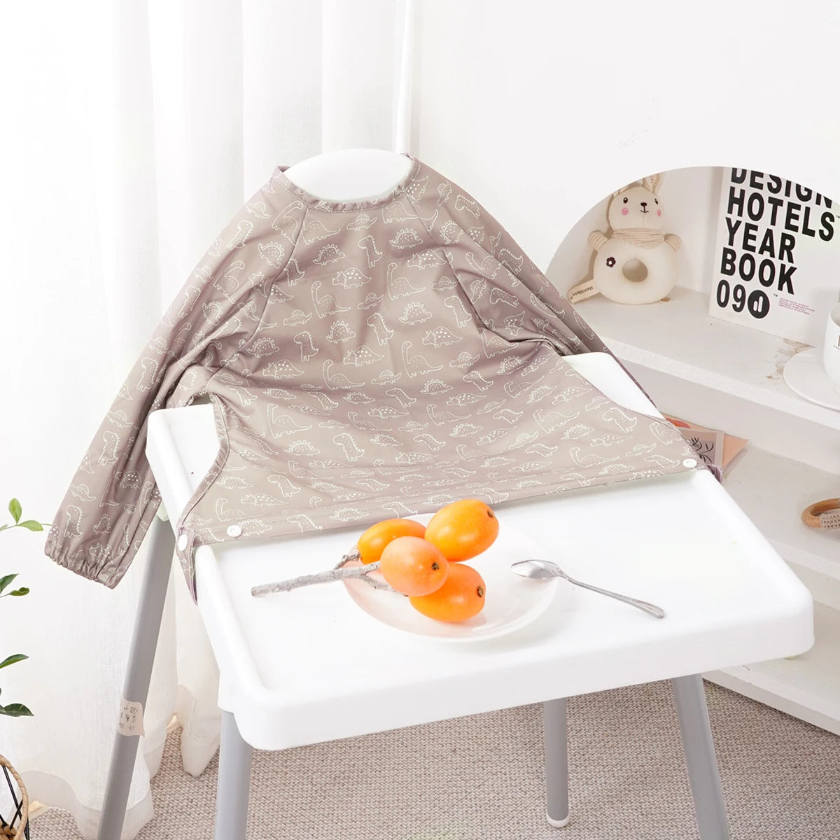 Elinfant Waterproof Baby Feeding Bibs, Cute Design Long Sleeve Mess-proof Apron Bibs